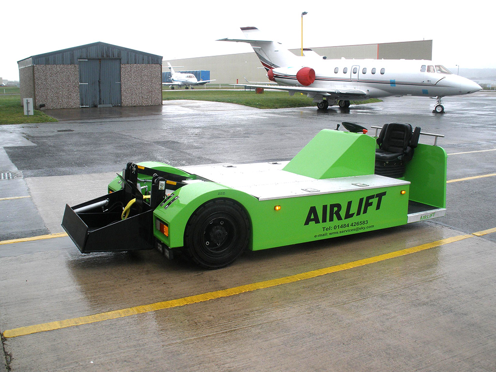 Electric airlift truck